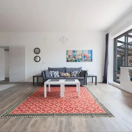 Attico Con Terrazza Mestre By Bricola Apartmán *